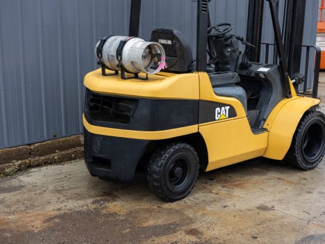 https://pub.imanpro.net/kdequip/photo/3469/1ViNW_cat dually-4.jpg